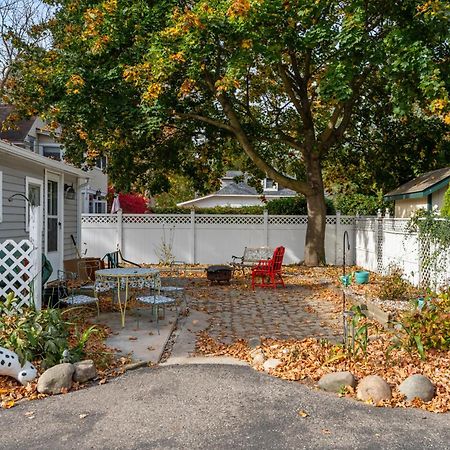 Charlevoix House - The Northside Bed & Breakfast Екстериор снимка