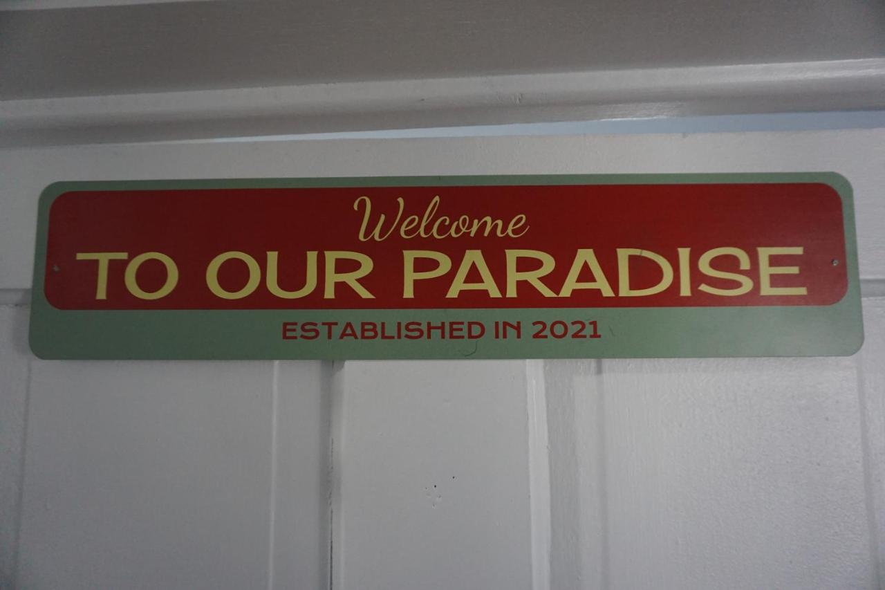 Charlevoix House - The Northside Bed & Breakfast Екстериор снимка